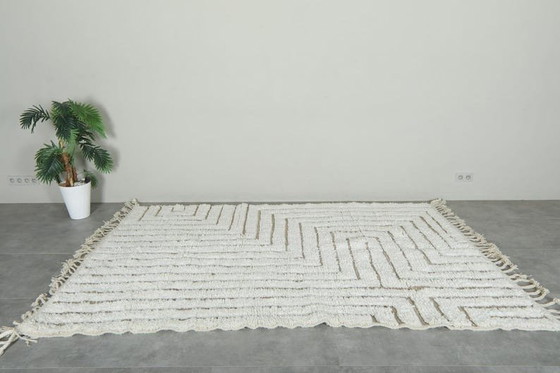 Image 1 of Handwoven white Berber rug, size 150/250 cm