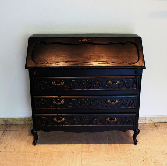 Image 1 of secretaria estilo Luis XV