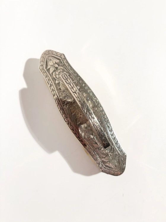 Polissoir à ongles ancien en argent 800, fin du XIXe siècle – Objets déco, Leather, Suede (photo 6 of 7)