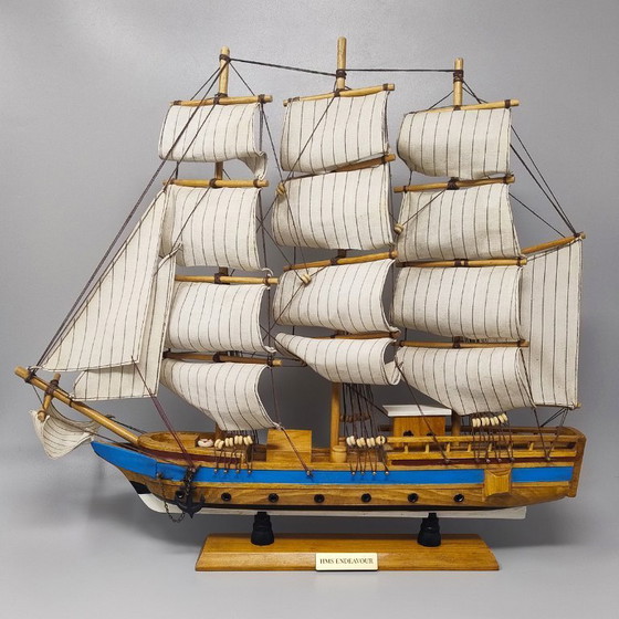 Image 1 of 1970s Astonishing HMS Endeavour Model Ship. Hecha a mano. Fabricado en Inglaterra