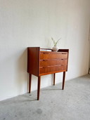 Deens vintage ladekastje teak 3 lades