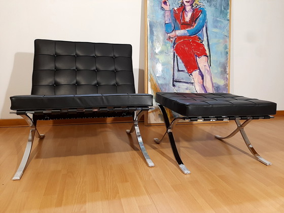 Image 1 of Knoll Set Barcelona New-Never Used Black Leather Design by Ludwig Mies Van Der Rohe and Lilly Reich (1929)