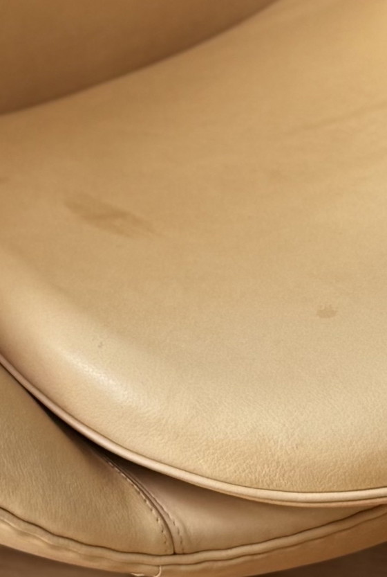 Image 1 of Fritz Hanssen egg chair met voetenbankje collectors item 60 year