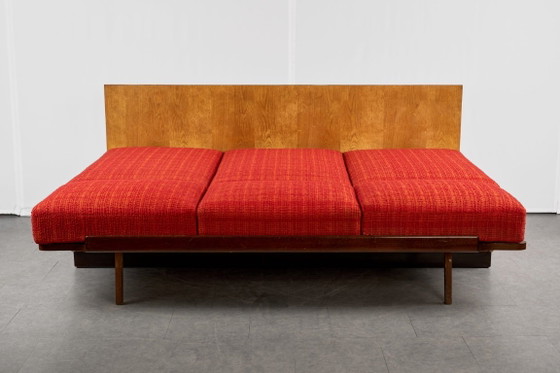 Divano letto Art Déco di Jindřich Halabala per UP Závody, anni '50, Cecoslovacchia (photo 7 of 16)