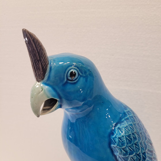 Image 1 of Escultura “Loro” En Porcelana Esmaltada, S. Xx – China