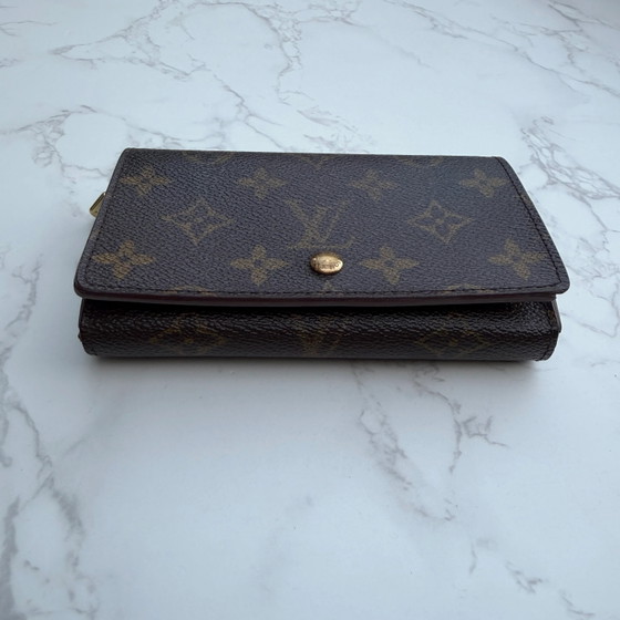 Portefeuille Louis Vuitton Monogram bi-fold – Portefeuilles & petite maroquinerie (photo 3 of 17)