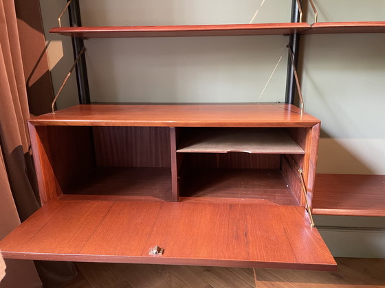 Image 1 of Mueble alto Louis van Teeffelen