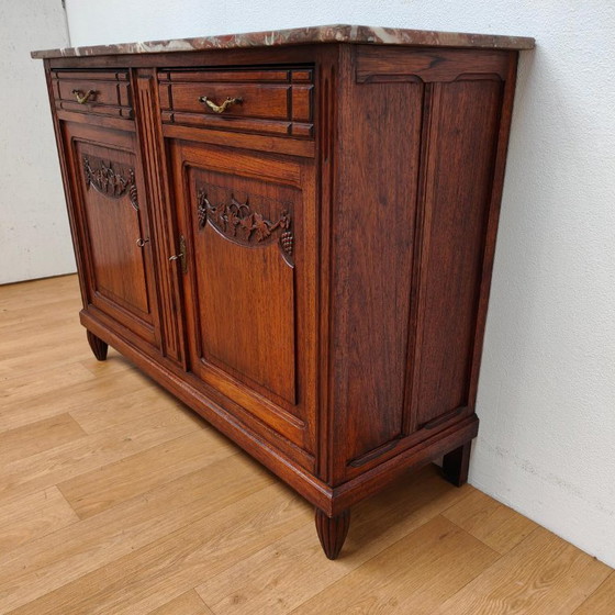 Buffet, commode et coiffeuse de salle de bains de style français ancien avec plateau en marbre – Buffet bas (photo 4 of 12)