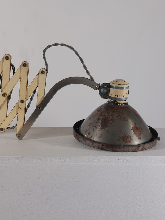 Image 1 of Vintage schaarlamp, werkplaatslamp, wandlamp, metaal