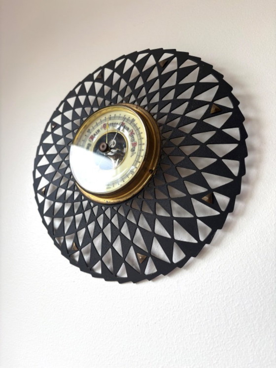 Beautiful vintage MCM starburst or sunburst barometer 50s 60s, Clocks, Glass, Metal, Black (photo 2 of 7)