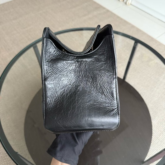 Image 1 of Chanel Shopping Tote - Gewatteerd kalfsleer, zwart met gouden details