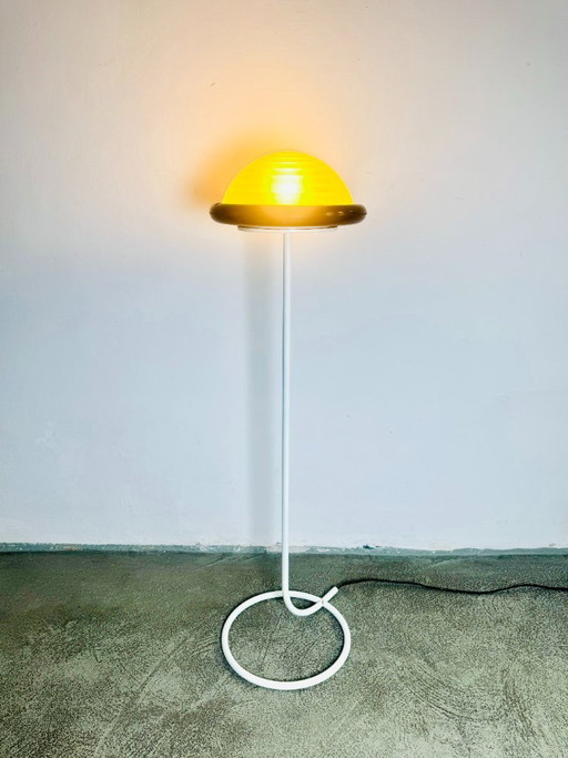 Sculptural Semi-Sphere Floor Lamp by Aldo Van Den Nieuwelaar, The Netherlands 1970s – vloerlampen, Metal, Plastic