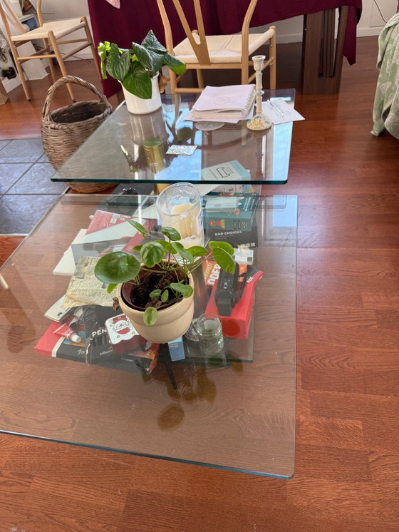 Image 1 of Mesa de cristal Ronald Schmitt