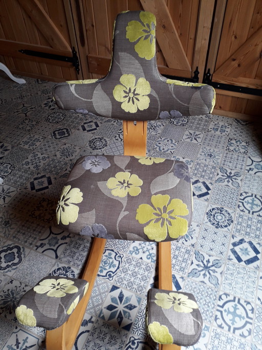 Chaise à genoux Variér Thatsit