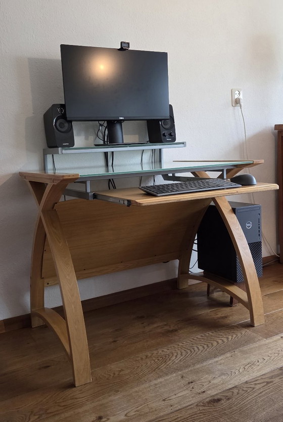 Stijlvol eikenhouten computer meubel met glazen blad, Cohen computerdesks UK, Bureau, Bruin, Modern (foto 2 van 14)