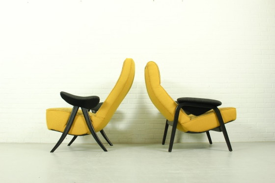 Image 1 of Theo Ruth para las sillas Artifort modelos 107 y 137 en Kvadrat Hallingdal