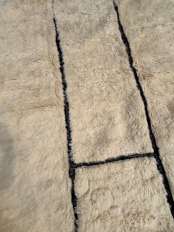 Large Moroccan Interior Living Room - Moroccan Berber Beni Ourain Rug 250x350 cm – Rugs & carpets, Wool (photo 8 of 12)