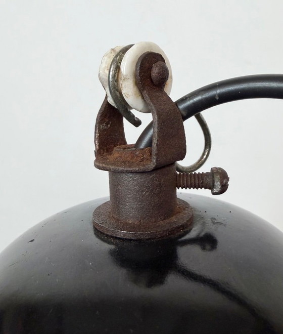 Industrial Black Enamel Factory Pendant Lamp, 1950s – Iron (photo 17 of 18)