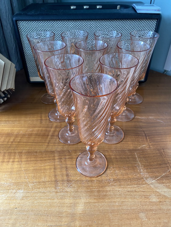 Image 1 of Vintage Luminarc Rosaline Pink Swirl champagneglazen uit Frankrijk