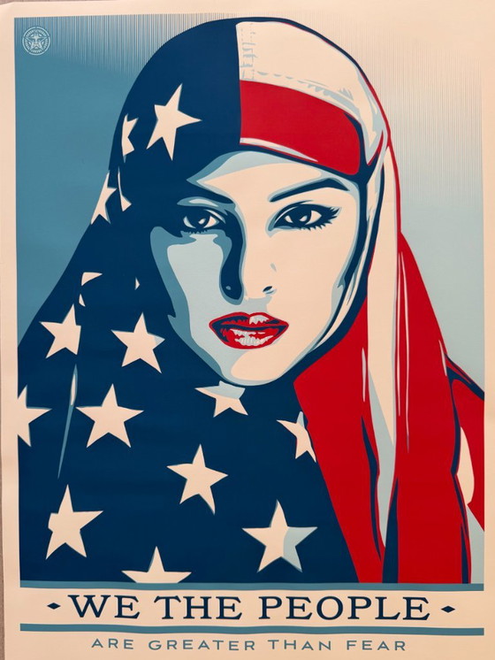 Shepard Fairey, Nosotros el Pueblo “Defendemos la Dignidad, Protegemos a los Otros, Somos Más Grandes que el (photo 2 of 10)