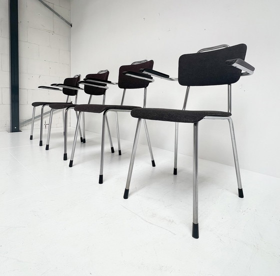 Image 1 of Ensemble de quatre chaises Gispen 115 d'origine hollandaise, 1960