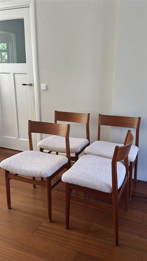Image 1 of Set di quattro sedie da pranzo vintage in teak