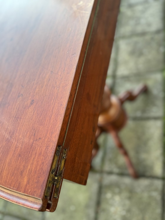 Image 1 of Mesa de juegos de caoba estilo Luis XIII