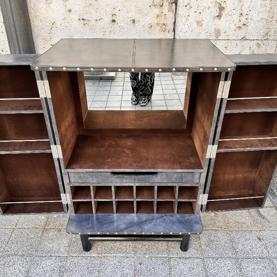 Image 1 of Barschrank "bocados", Leder und polierter Stahl, 2000 - Italien