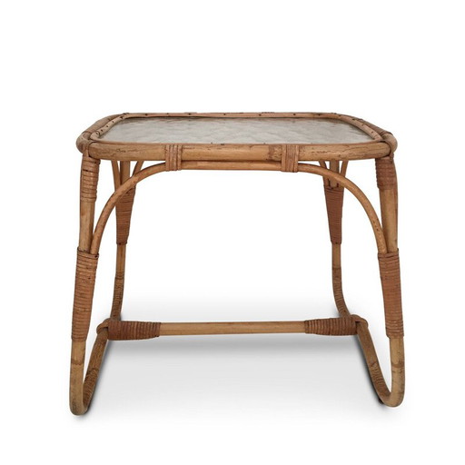 Tavolino da caffè vintage in rattan e vetro, Paesi Bassi 1960