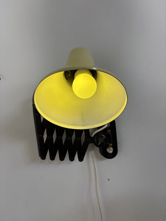 Image 1 of Hala gele schaarlamp jaren’60