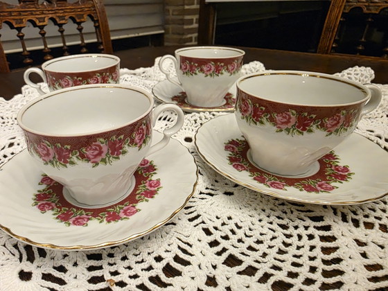 Image 1 of 4-delige vintage kop-en-schotelset van het Duitse kwaliteitsmerk Genuine Royal Frankonia