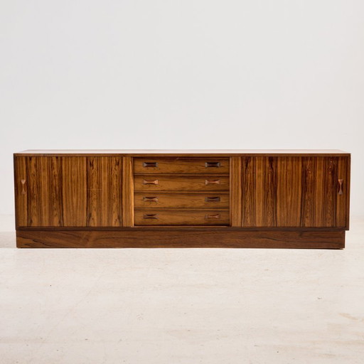 MK11144 Clausen & Søn palissanderhouten dressoir