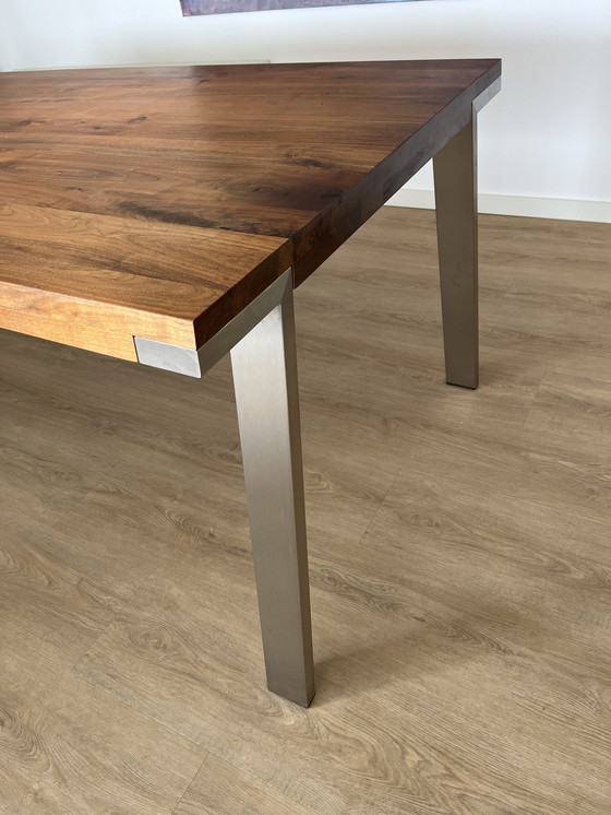 Image 1 of Table de salle à manger Bert Plantagie Seven dimensions 200x100x77 plateau noyer huile noueuse