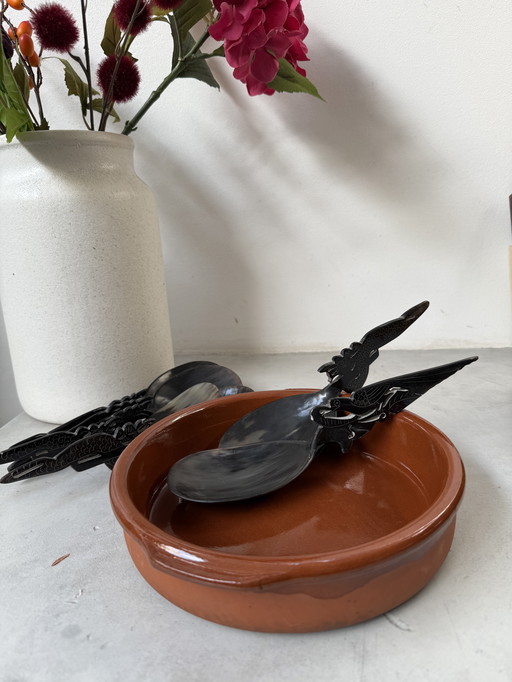 Antique set of buffalo horn spoons from Indonesia (7 pieces)