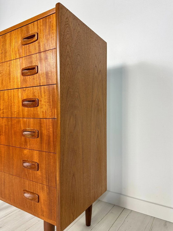 Image 1 of Vintage Deense teakhouten commode, minimalistische dressoir in mid-century modern stijl, jaren 60
