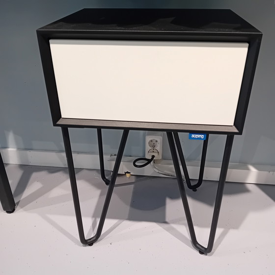 Image 1 of Comodino Auping Pixel