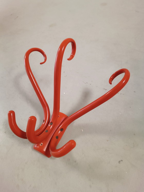 Image 1 of Appendiabiti da parete in stile vintage curvato