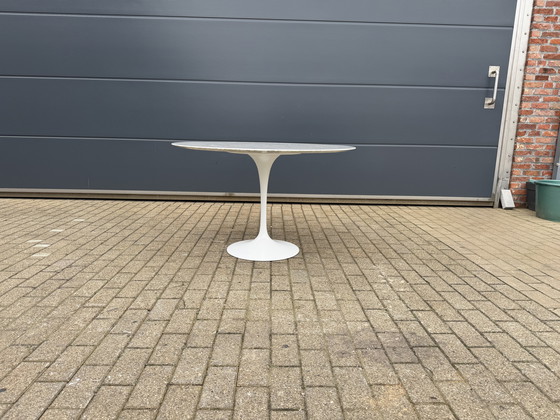 Image 1 of Original marble round Knoll Tulip dining table (120cm)