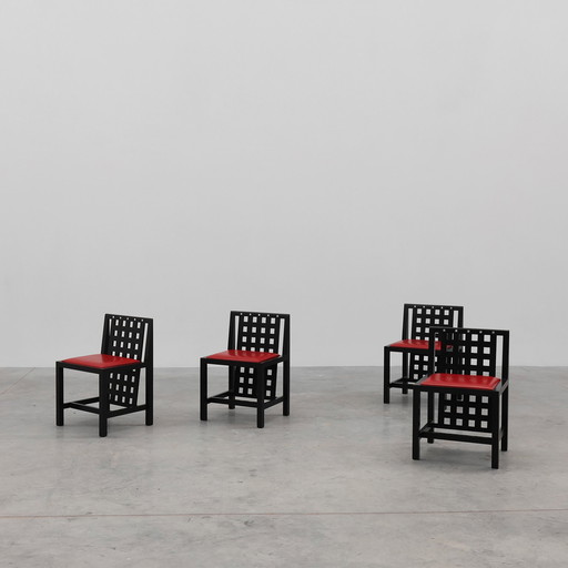 Set van 4 DS3 eetkamerstoelen van Charles Rennie Mackintosh voor Atelier international, Italië 1970