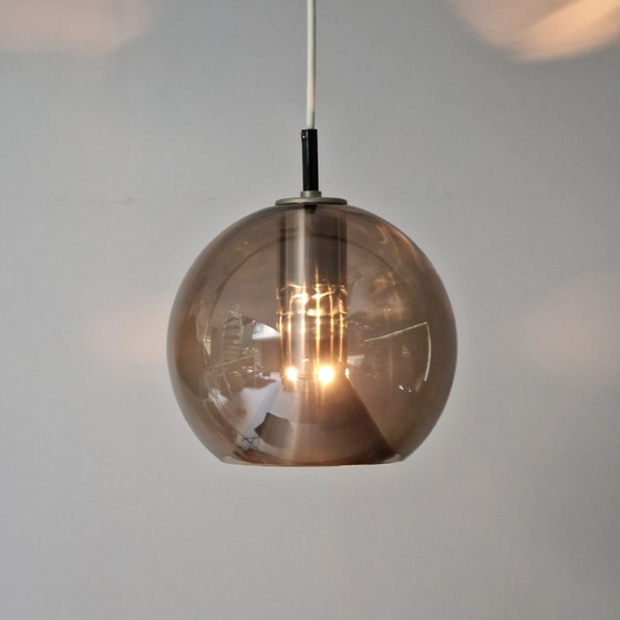 Image 1 of Set of 4 Pendant Lamps - Raak Amsterdam - Design Frank Ligtelijn - 1970s - Smoked glass