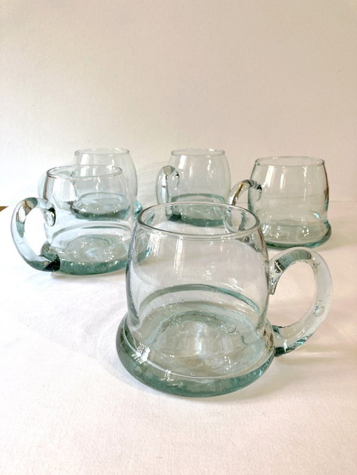 5 Bierkrüge aus blasenfreiem, mundgeblasenem Glas