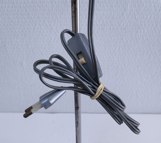 Image 1 of Lámpara Art Déco, metal cromado, cristal opalino.