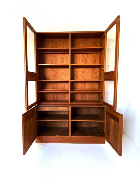 Vitrine vintage illuminée en teck, Dyrlund ‘70, Verre, Bois, Marron (photo 3 sur 15)