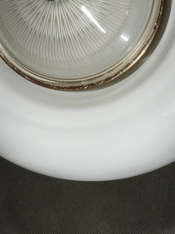 Lampada da tavolo italiana Space Age in vetro bianco anni '70 – Lampade da tavolo, Metallo (photo 5 of 9)
