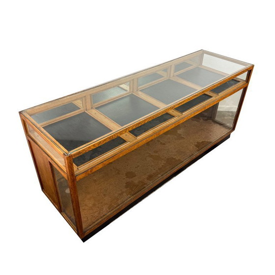 Image 1 of Grote vintage eikenhouten winkelvitrine