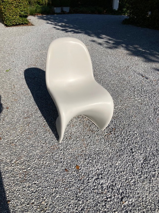 Vitra Panton Chair Esszimmerstühle, weißer Kunststoff, Design (Foto 3 von 6)