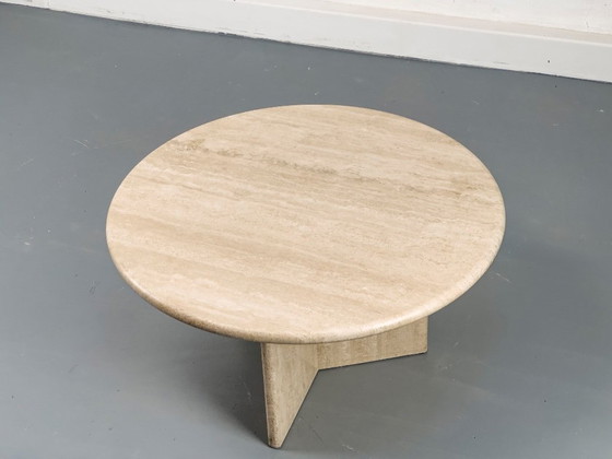 Image 1 of Tavolino da caffè circolare in travertino vintage, anni '70