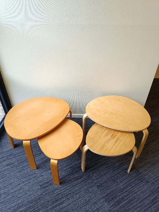 Vintage - Ikea - Deux ensembles de tables basses et tables d'appoint Svalsta - Style Alvar Aalto - Suède - 1999