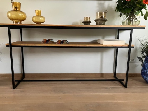 Image 1 of Mesa de centro con mesa auxiliar a juego.