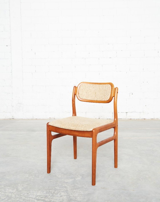Sedie da pranzo in teak Mid-Century di Johannes Andersen per Uldum, set di 6 – Wool (photo 4 of 17)